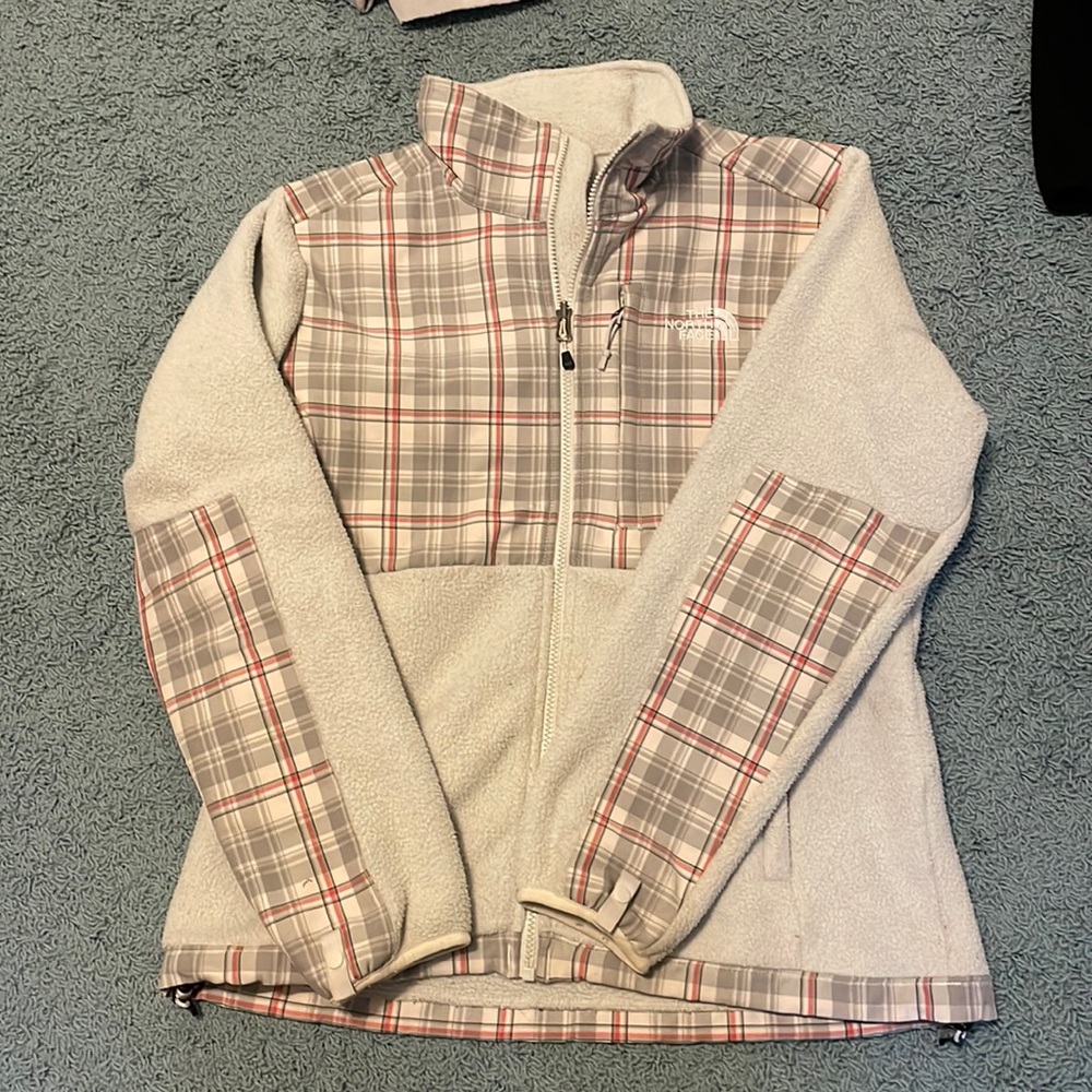 Woman’s north face